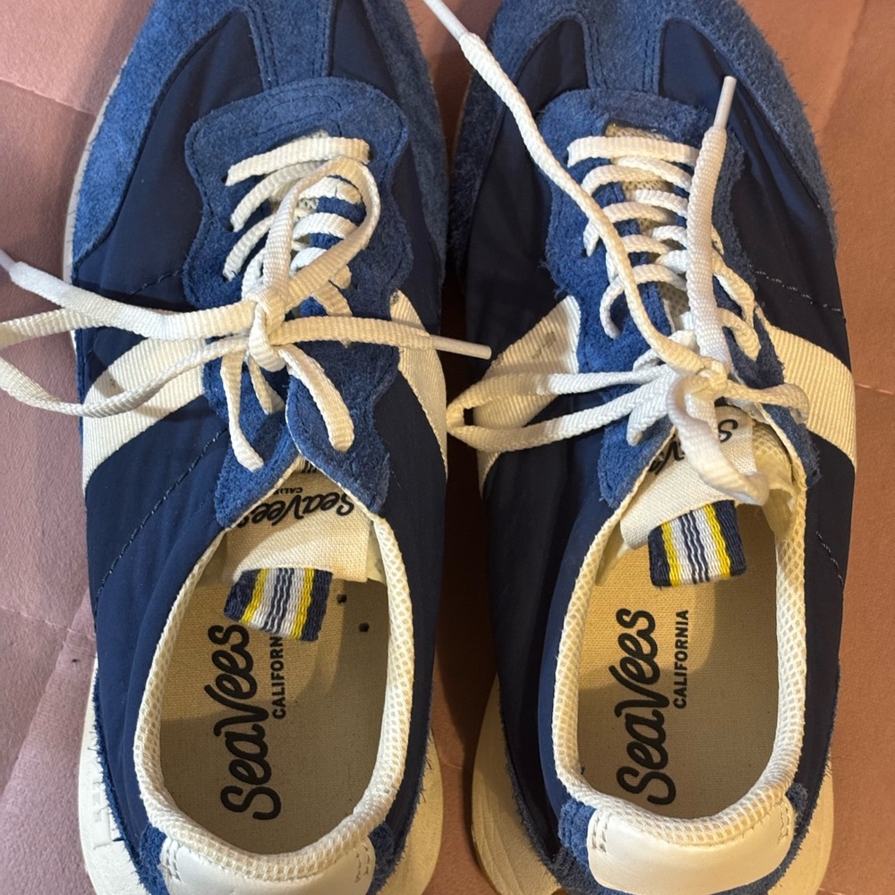 SeaVees women’s sneakers